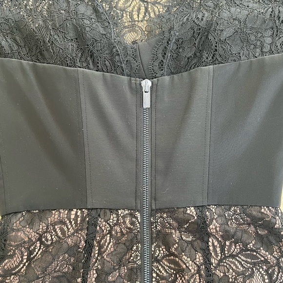 NWOT BCBG Max Azria Black Lace Corset Formal Occasion Dress - Size 0 - Picture 5 of 7